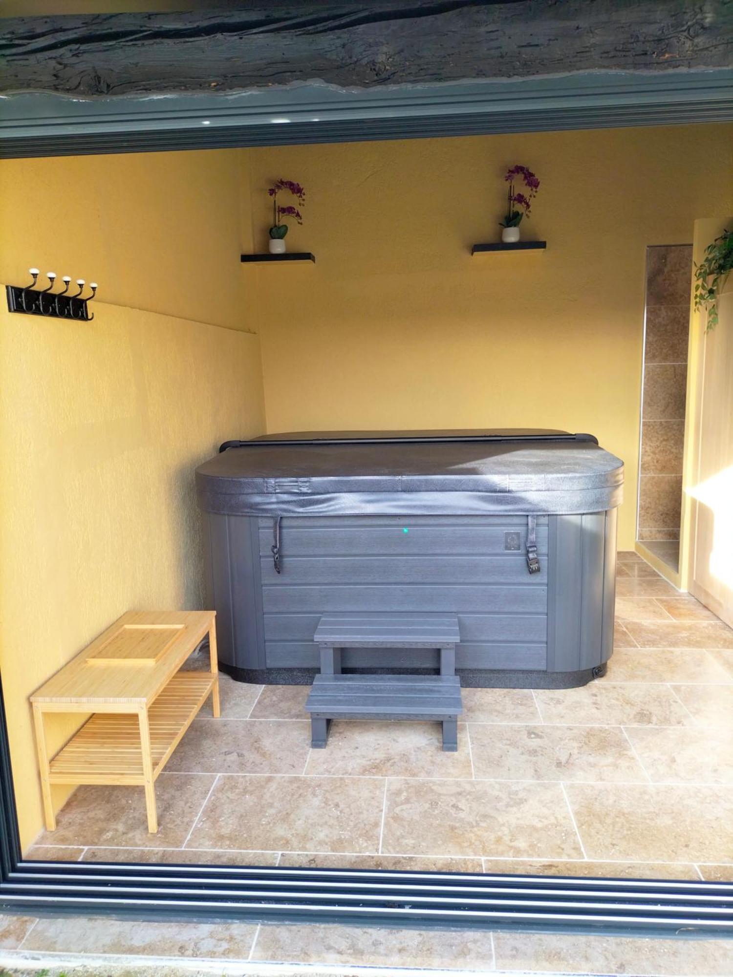 Maison Provencale Spa Sauna Piscine Molleges Buitenkant foto